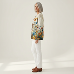 Martina - Gebreid vest met kleurrijke wilde bloemen - zijaanzicht