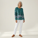 Roos - Trui in turquoise met bloemen - vooraanzicht