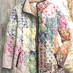 Dieuwke - Gewatteerde patchworkjas in pasteltinten - productfoto