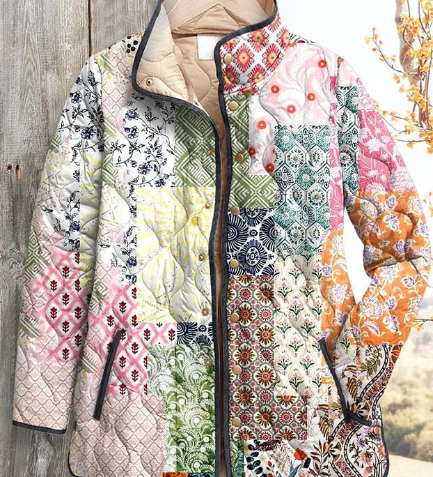 Dieuwke - Gewatteerde patchworkjas in pasteltinten - productfoto