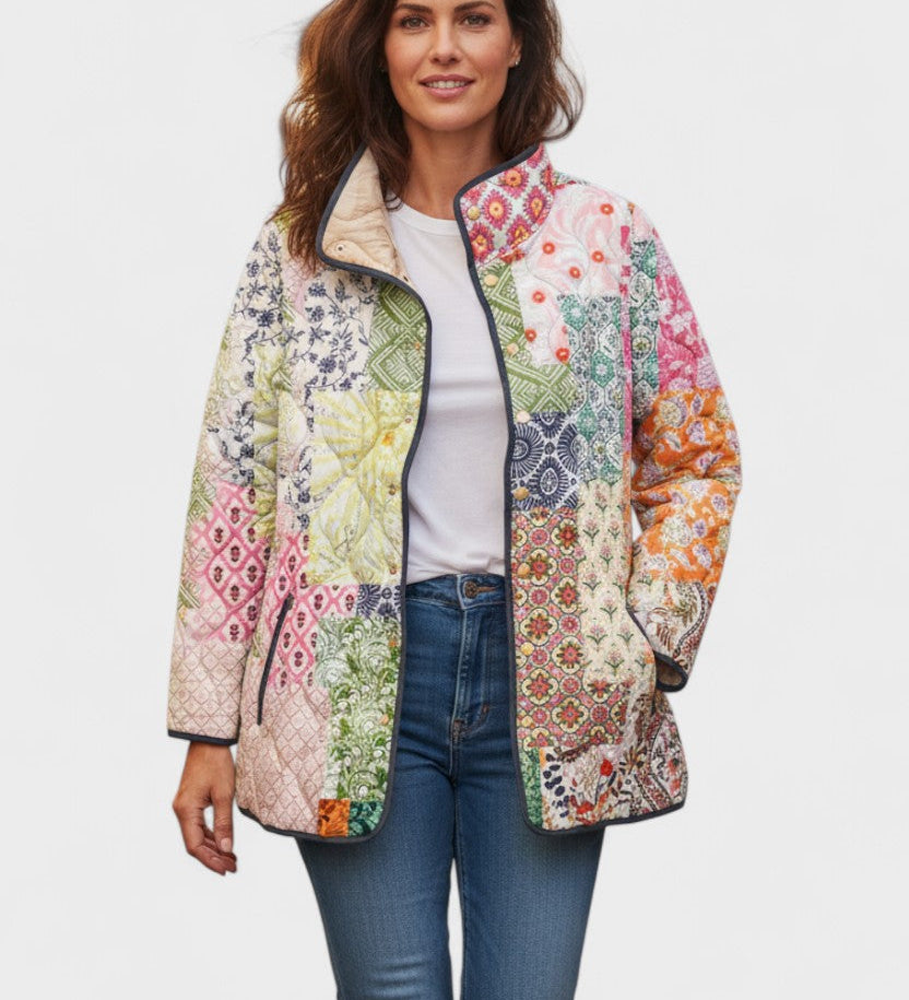 Dieuwke - Gewatteerde patchworkjas in pasteltinten