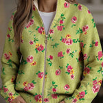 Elke - Groen vest met bloemenpatroon
