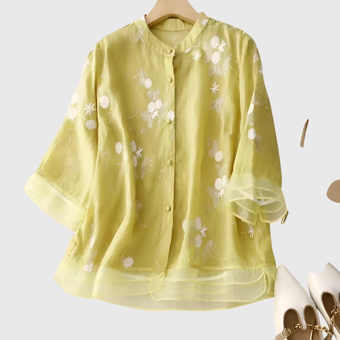 Nellie Elegante Top met Geborduurde Bloemen