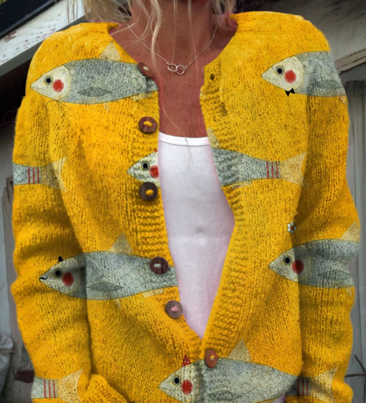 Anke - Geel vest met vismotief