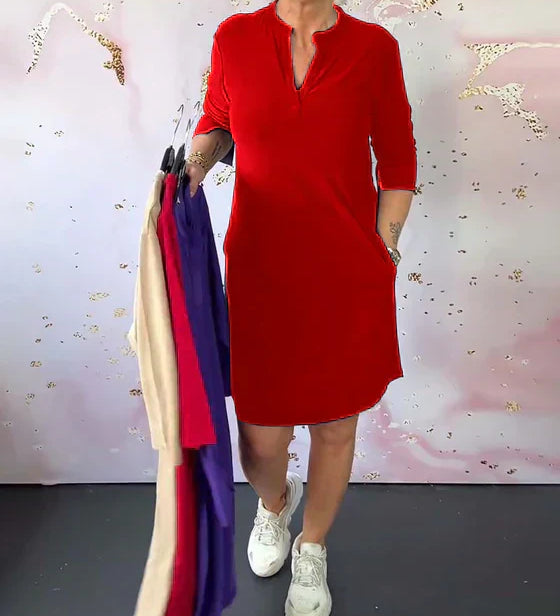 Nienke | Effen jurk met V-hals