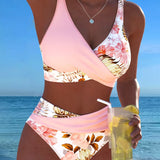 Bikini met contrasterend bloemenpatroon en split
