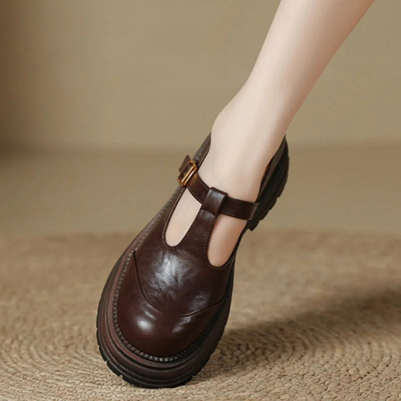 Luisa - Vintage schoenen met T-band