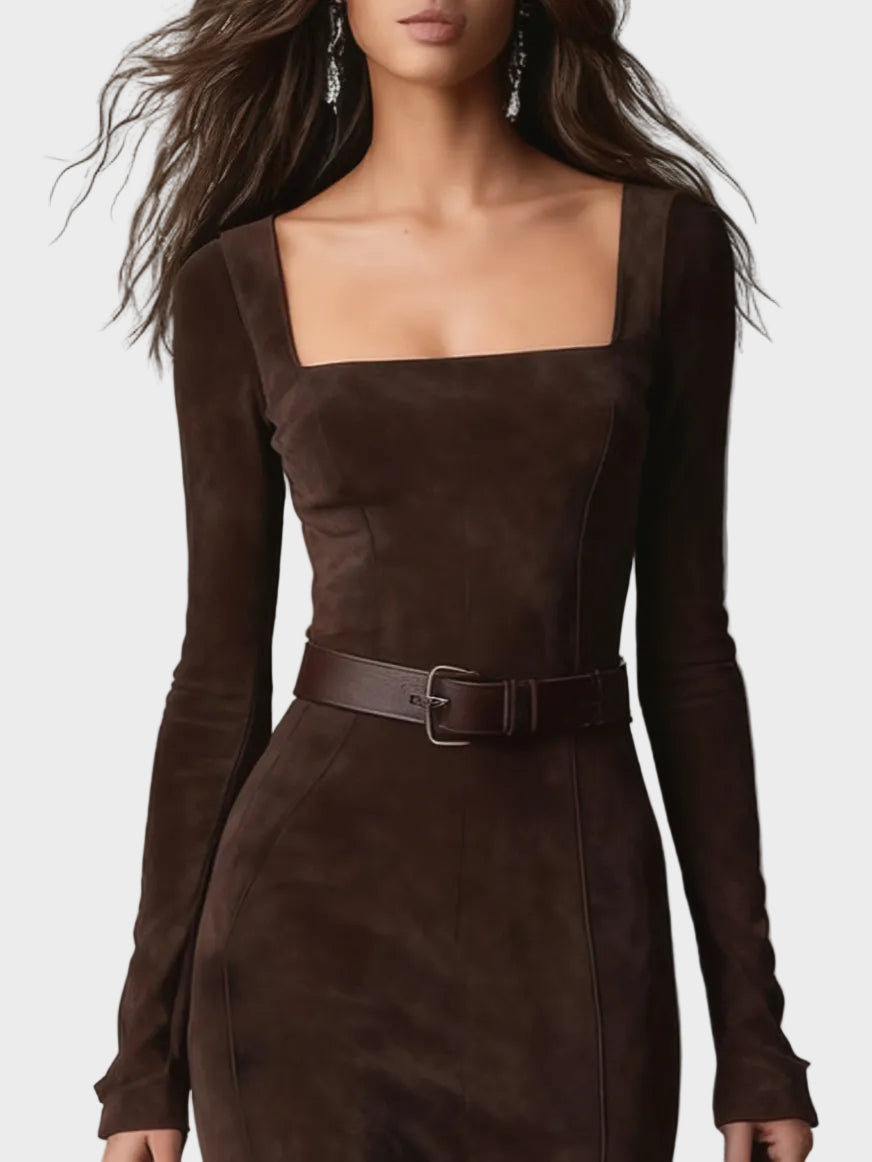 Riet - Elegante maxi-jurk van donkerbruin imitatieleer met vierkante hals - afbeelding 3