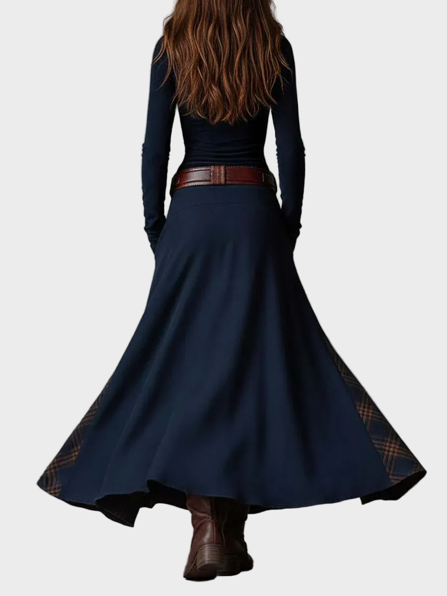 Berdien - Maxi-jurk van marineblauwe suédine met riem - afbeelding 10