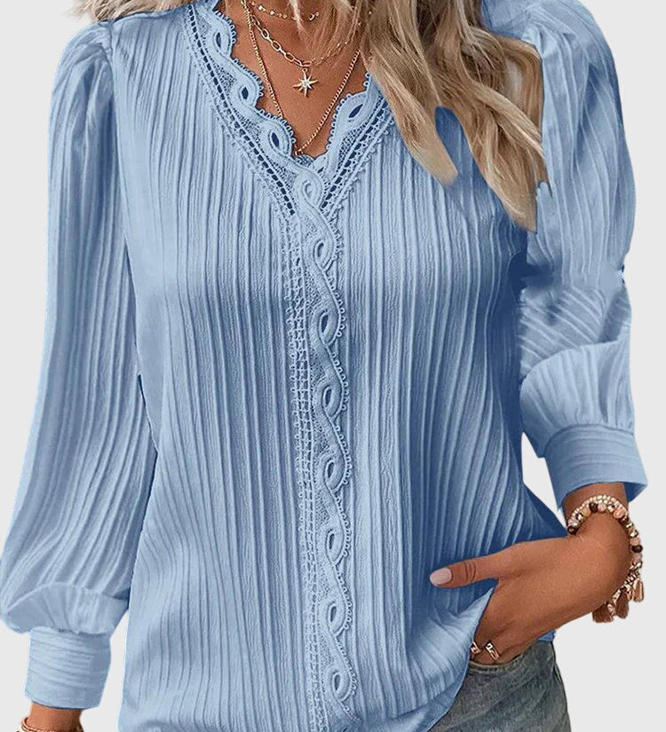 Andrea Elegante pullover blouse