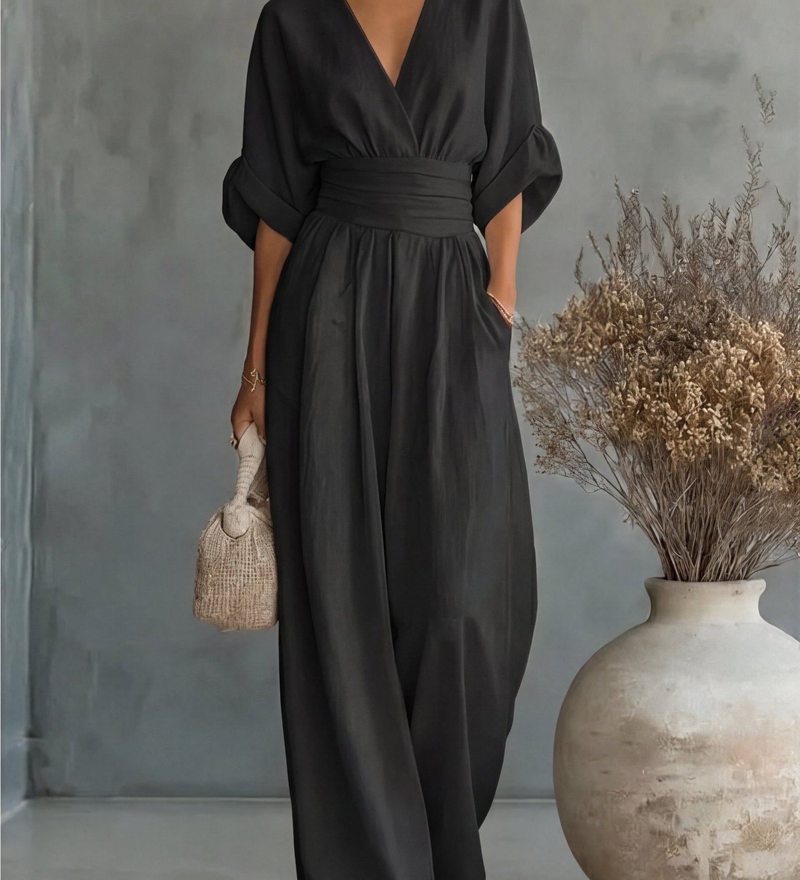 Élise - Elegante vloeiende jumpsuit - Zwart