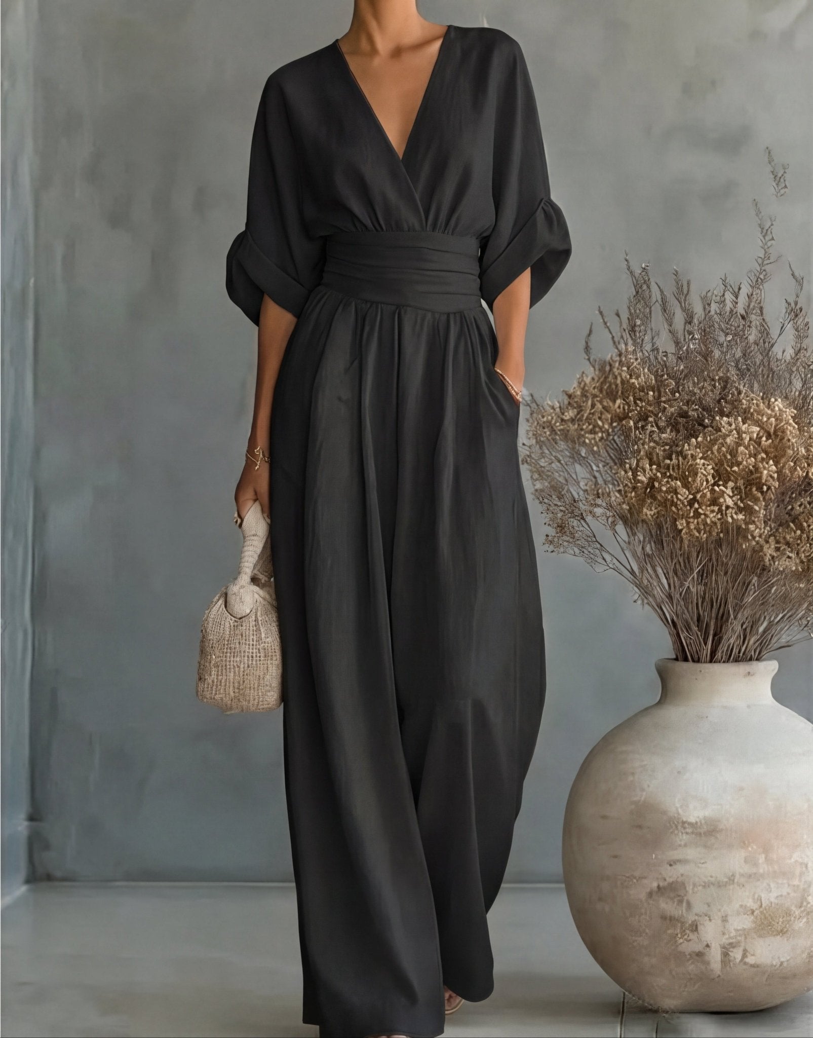 Élise - Elegante vloeiende jumpsuit - Zwart